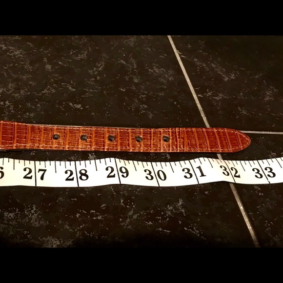 Vintage EUC Brighton belt, 33”x1” - Picture 6 of 7